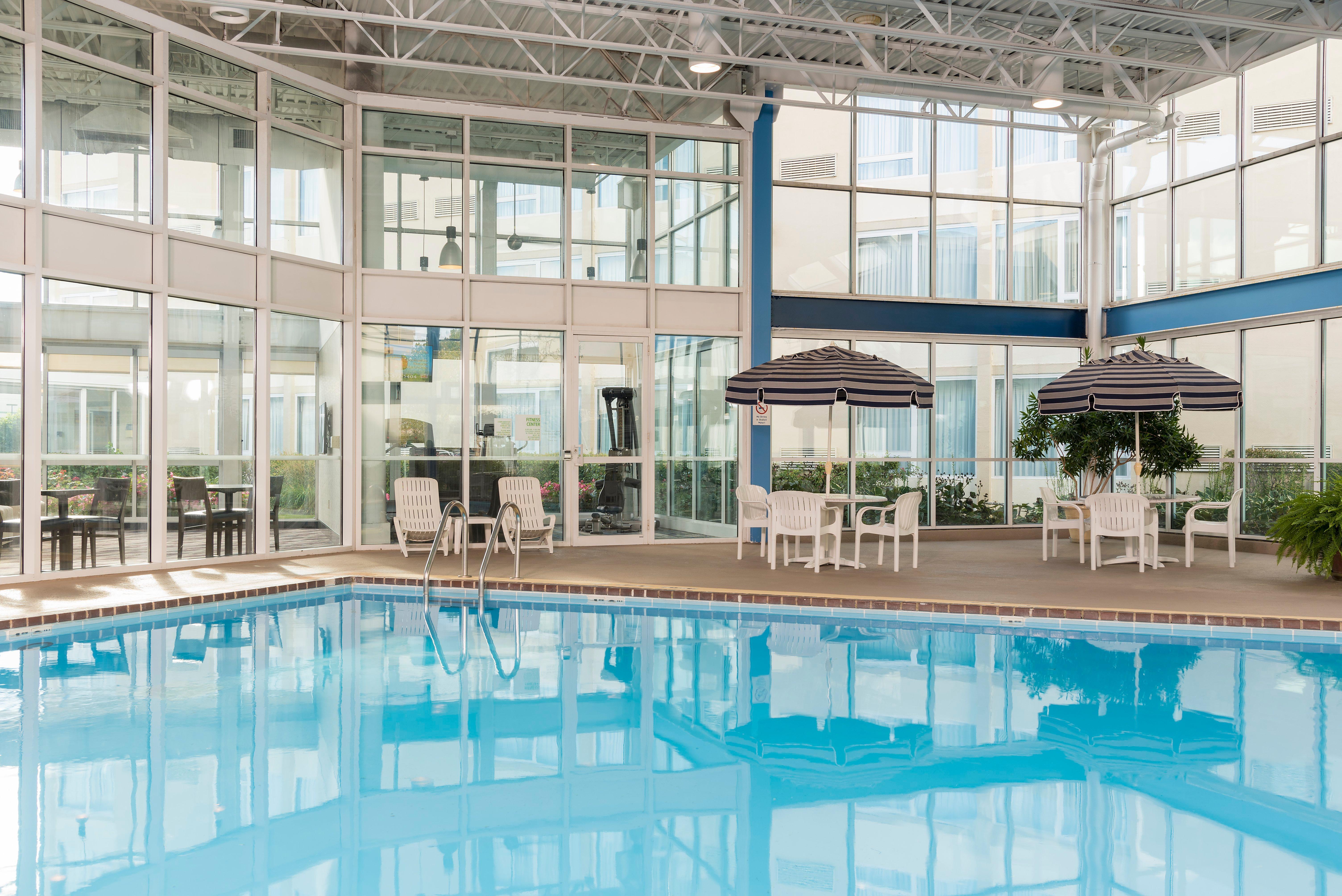 Holiday Inn Chicago - Elk Grove, An Ihg Hotel Elk Grove Village Ngoại thất bức ảnh