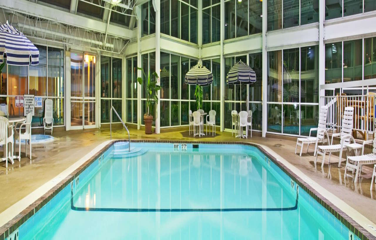 Holiday Inn Chicago - Elk Grove, An Ihg Hotel Elk Grove Village Ngoại thất bức ảnh
